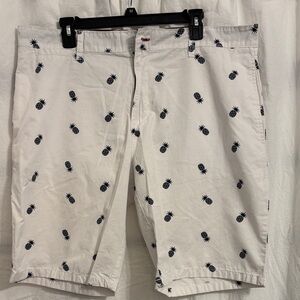 Beverly Hills Polo Club White Pineapple Print Shorts
